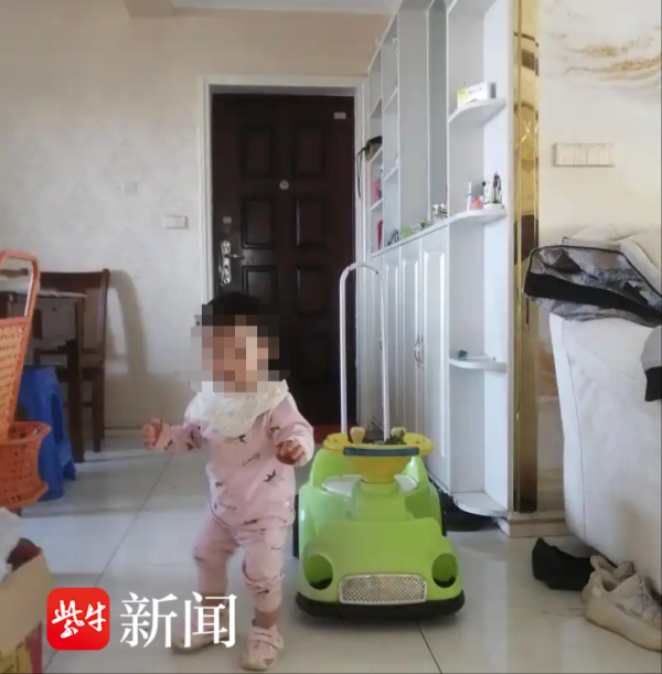 钱程策略 紫牛头条｜3岁女童从16层楼道坠下身亡：家属认为窗户未达安全标准，物业称待司法判决